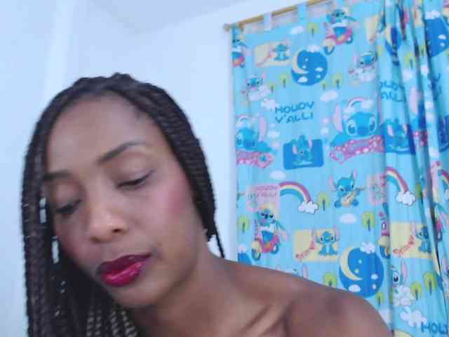 tiffany-gomez9 webcam