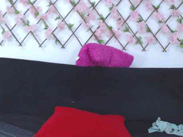 tiffany-gomez9 webcam