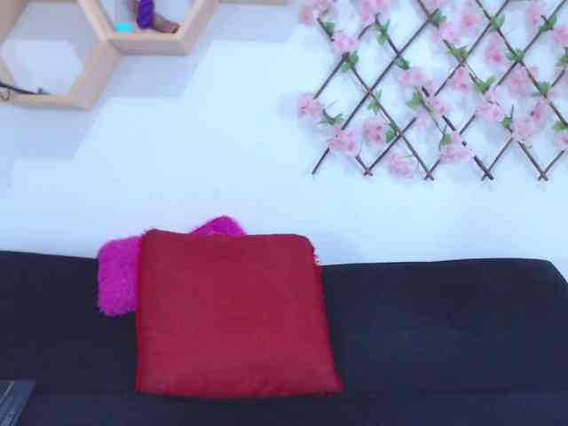 tiffany-gomez9 webcam