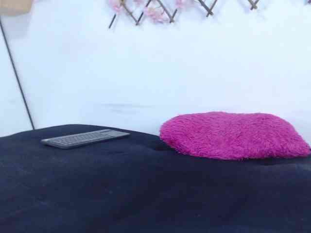 tiffany-gomez9 webcam