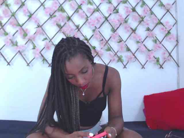tiffany-gomez9 webcam