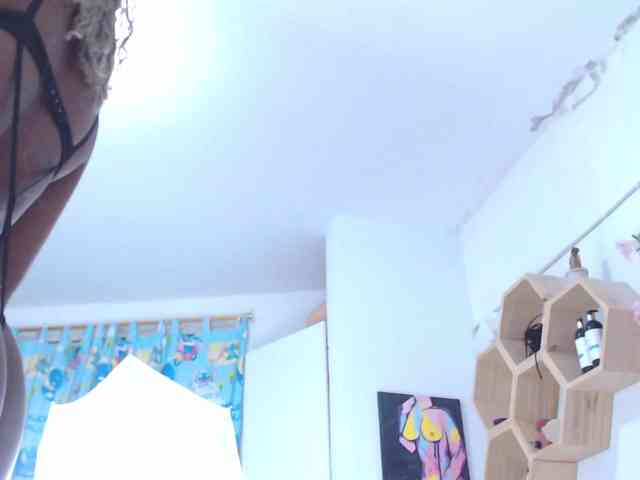 tiffany-gomez9 webcam