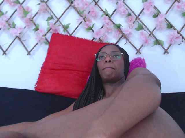 tiffany-gomez9 webcam