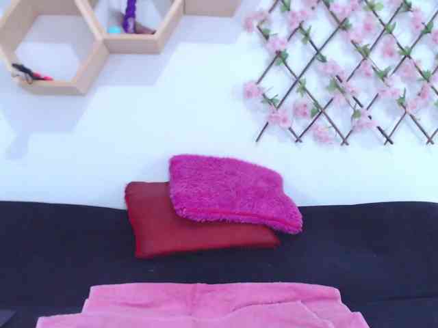 tiffany-gomez9 webcam