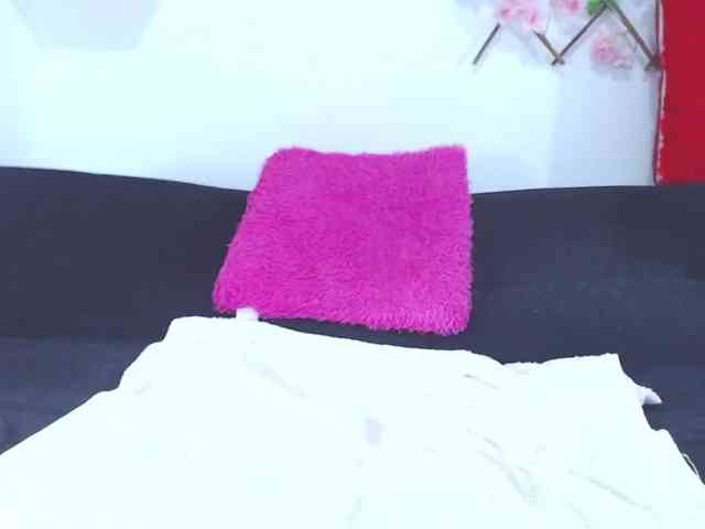 tiffany-gomez9 webcam