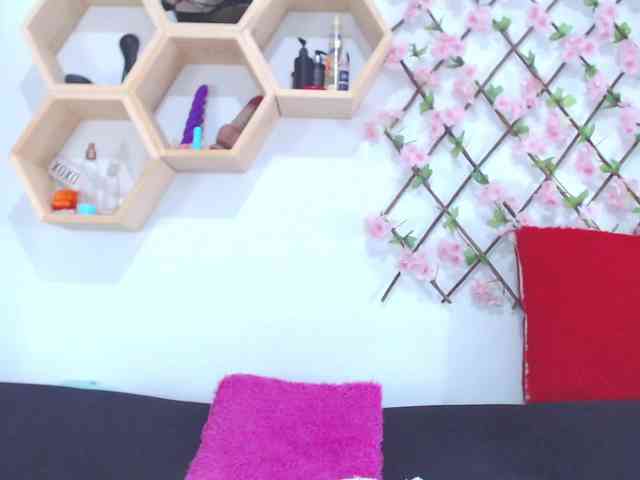 tiffany-gomez9 webcam