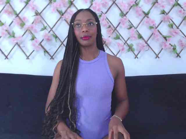 tiffany-gomez9 webcam