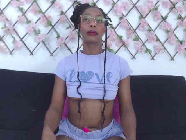 tiffany-gomez9 webcam