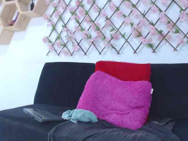 tiffany-gomez9 webcam