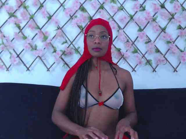 tiffany-gomez9 webcam