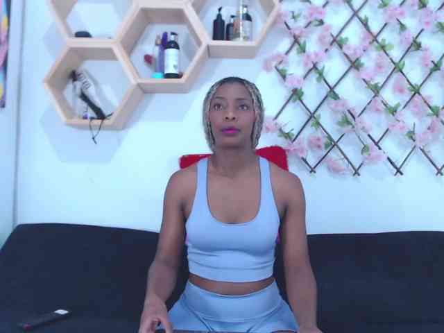 tiffany-gomez9 webcam