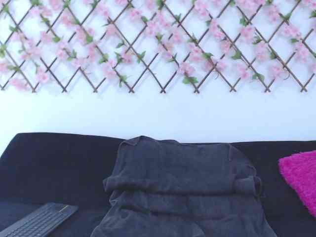 tiffany-gomez9 webcam