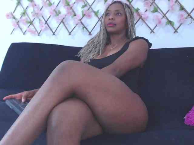tiffany-gomez9 webcam