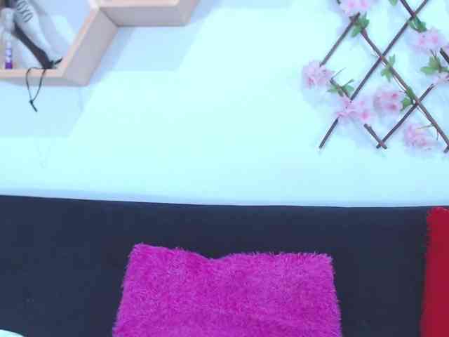 tiffany-gomez9 webcam