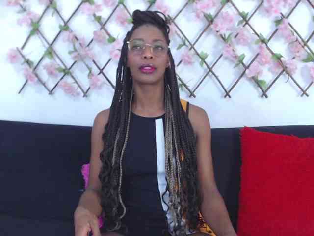 tiffany-gomez9 webcam