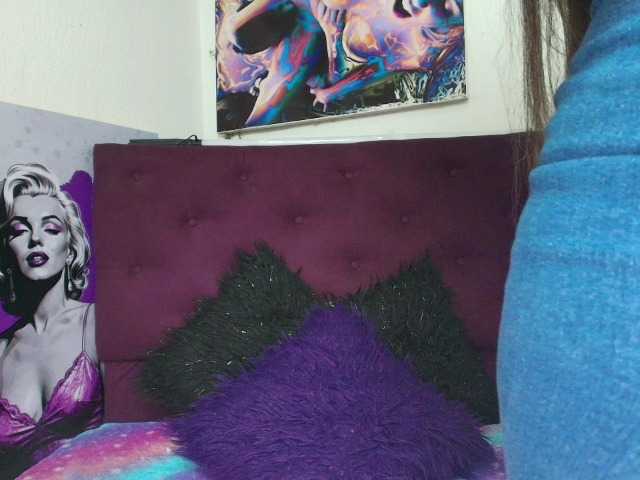 LinaBrowm live cam on BongaCams