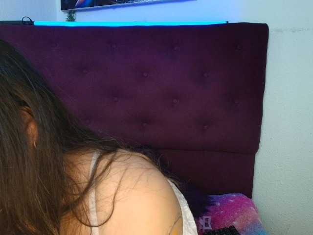 LinaBrowm live cam on BongaCams