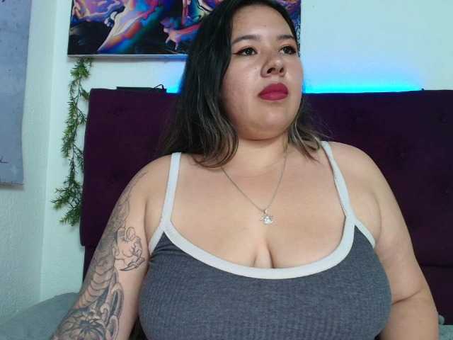 LinaBrowm live cam on BongaCams