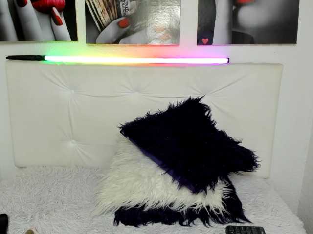 LinaBrowm live webcam show