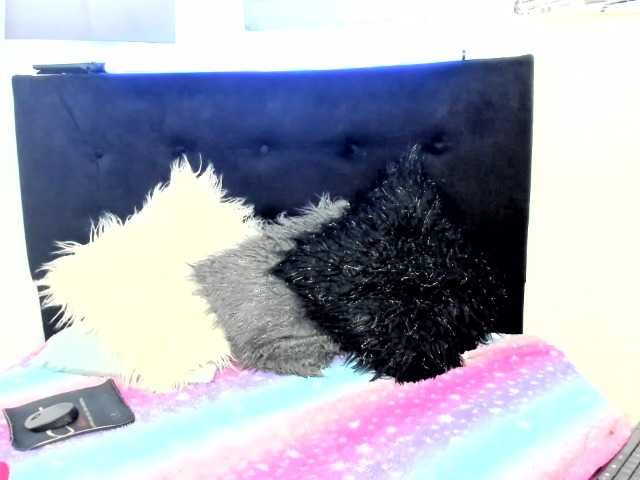 LinaBrowm live cam