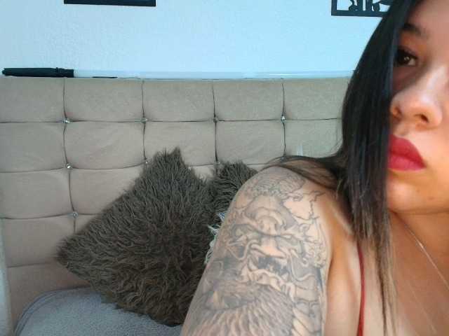 LinaBrowm live cam on BongaCams
