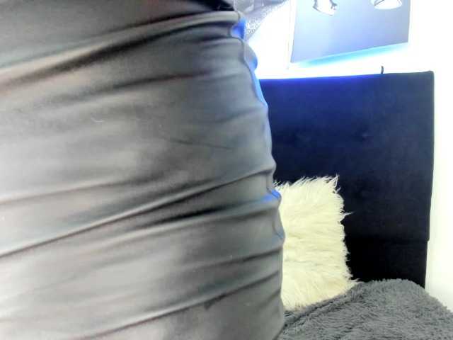 LinaBrowm live cam on BongaCams