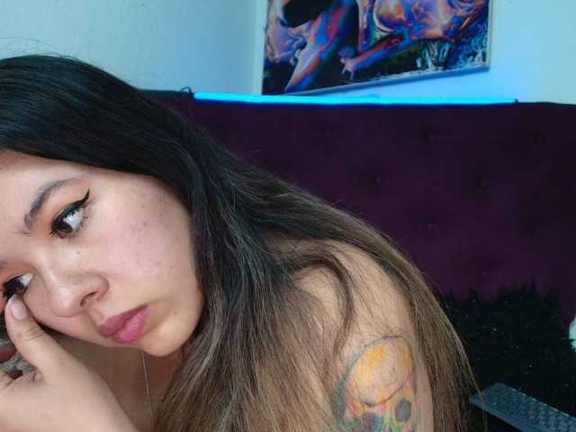 LinaBrowm live cam on BongaCams
