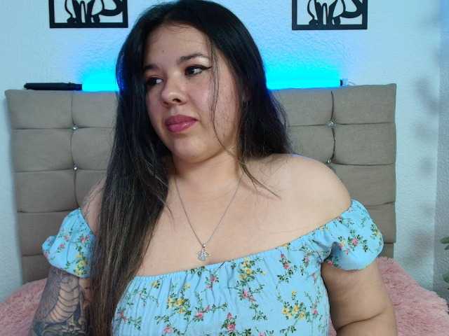 LinaBrowm live cam on BongaCams