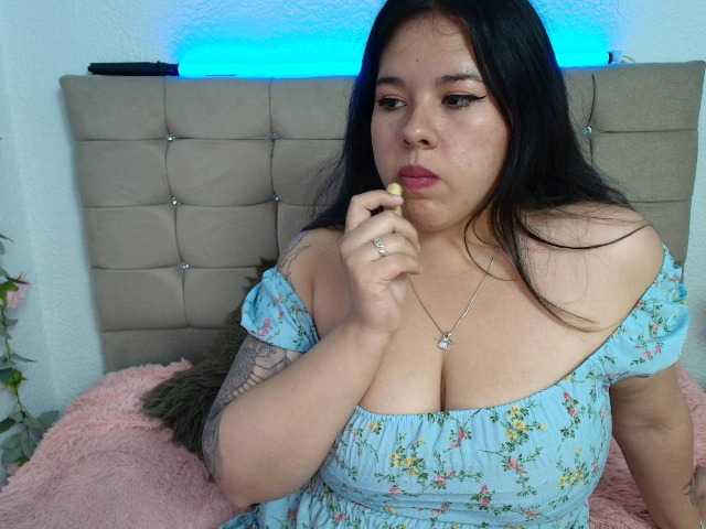 LinaBrowm live cam on BongaCams