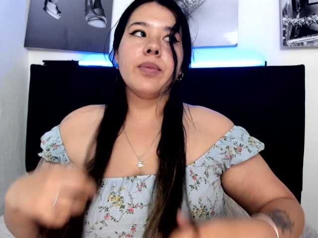 LinaBrowm live cam on BongaCams