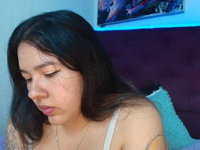 LinaBrowm live cam on BongaCams