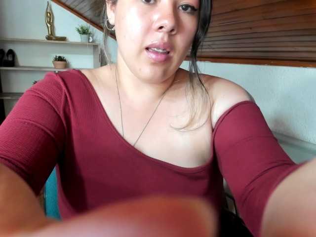 LinaBrowm live cam on BongaCams