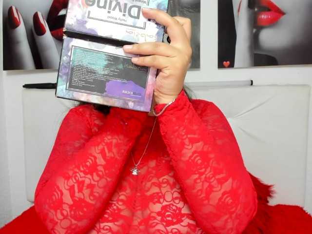LinaBrowm live webcam show
