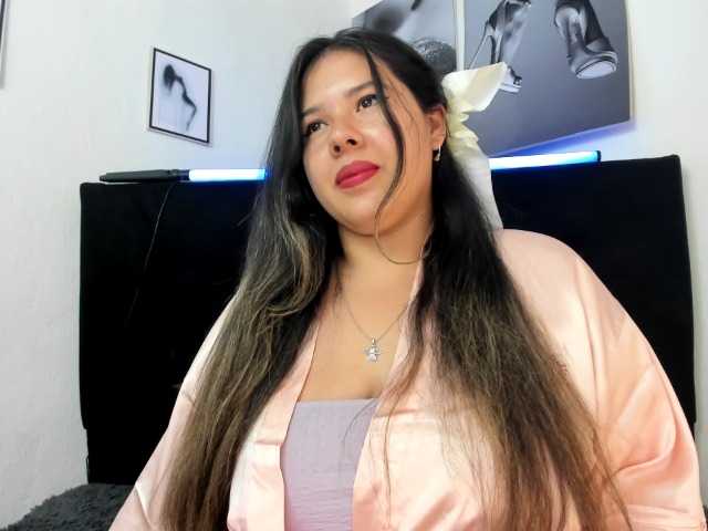 LinaBrowm live cam on BongaCams