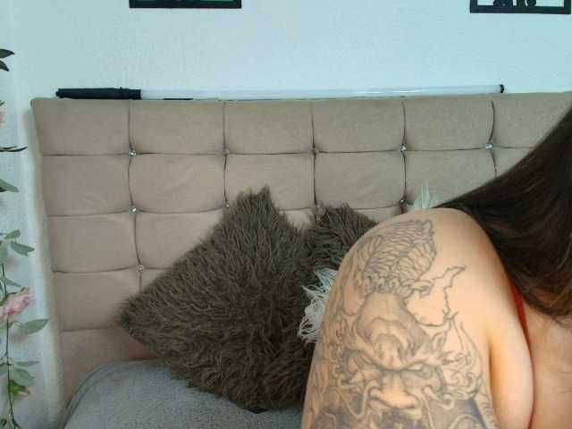 LinaBrowm live cam on BongaCams