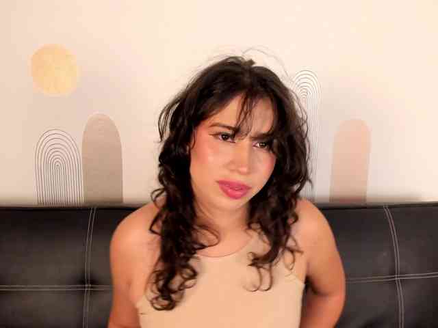 Bong-cams9392 webcam