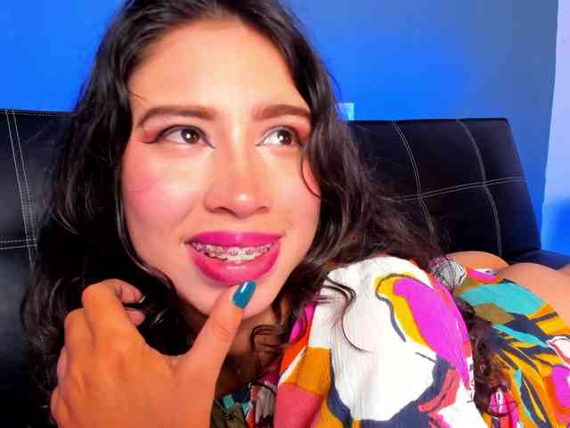 Bong-cams9392 webcam