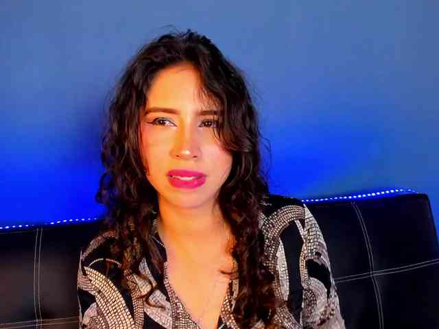 Bong-cams9392 webcam