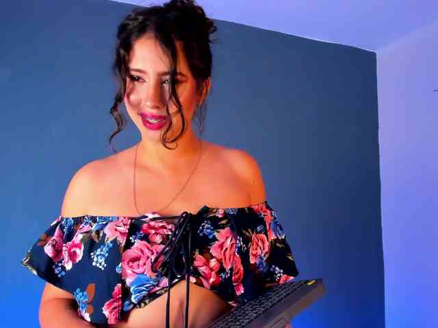 Bong-cams9392 webcam