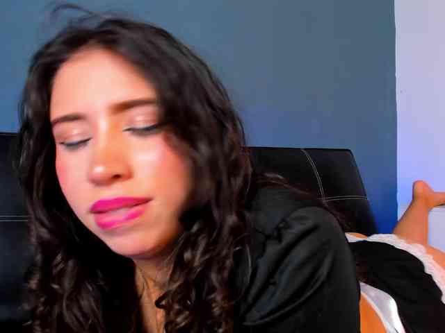 Bong-cams9392 webcam