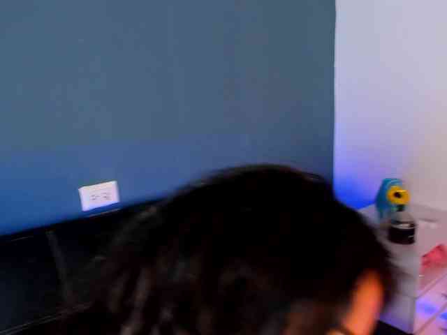 Bong-cams9392 webcam