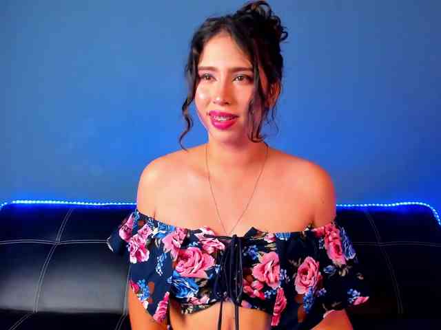 Bong-cams9392 webcam