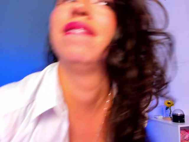 Bong-cams9392 webcam