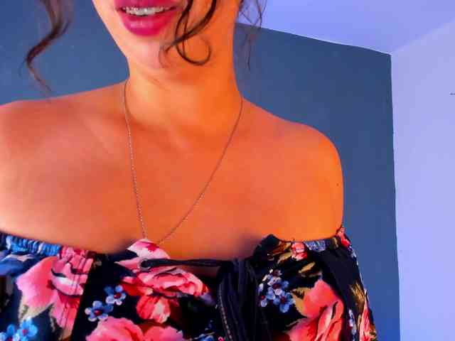 Bong-cams9392 webcam