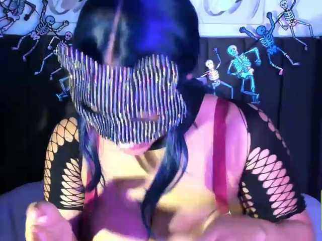 ESMERALDA_QAMAR