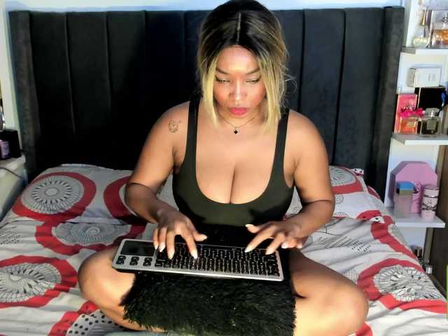 kylieboobs24
