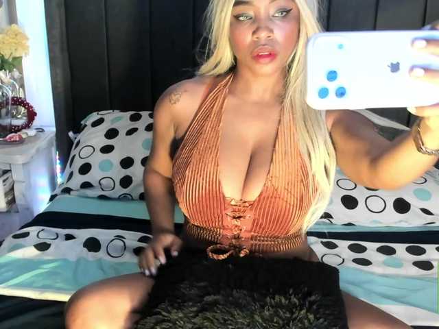 kylieboobs24