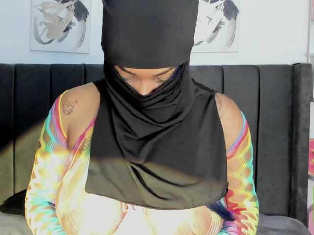 kylieboobs24 live cam on BongaCams