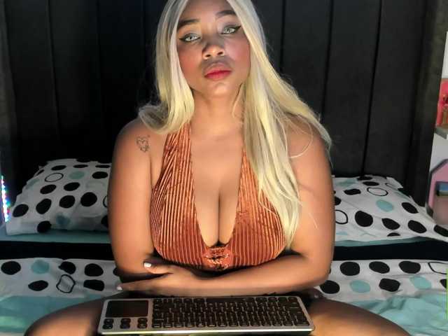 kylieboobs24