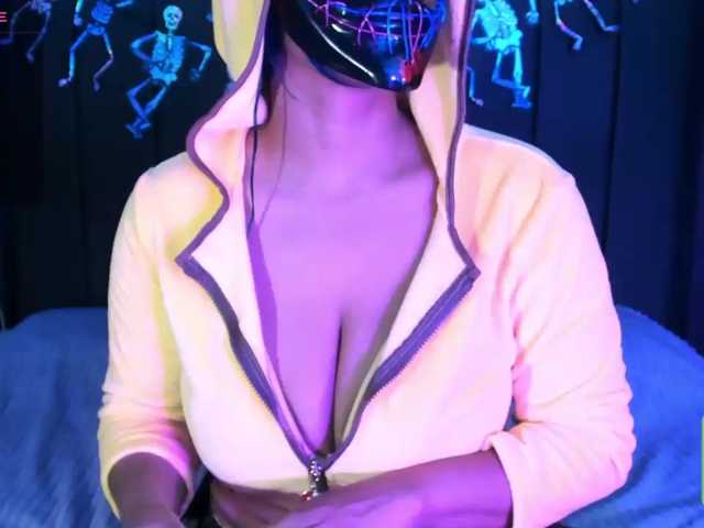 kylieboobs24